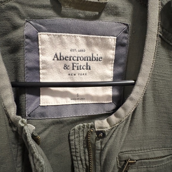 Abercrombie & Fitch Khaki Green Zip-Up Jacket - Picture 2 of 3